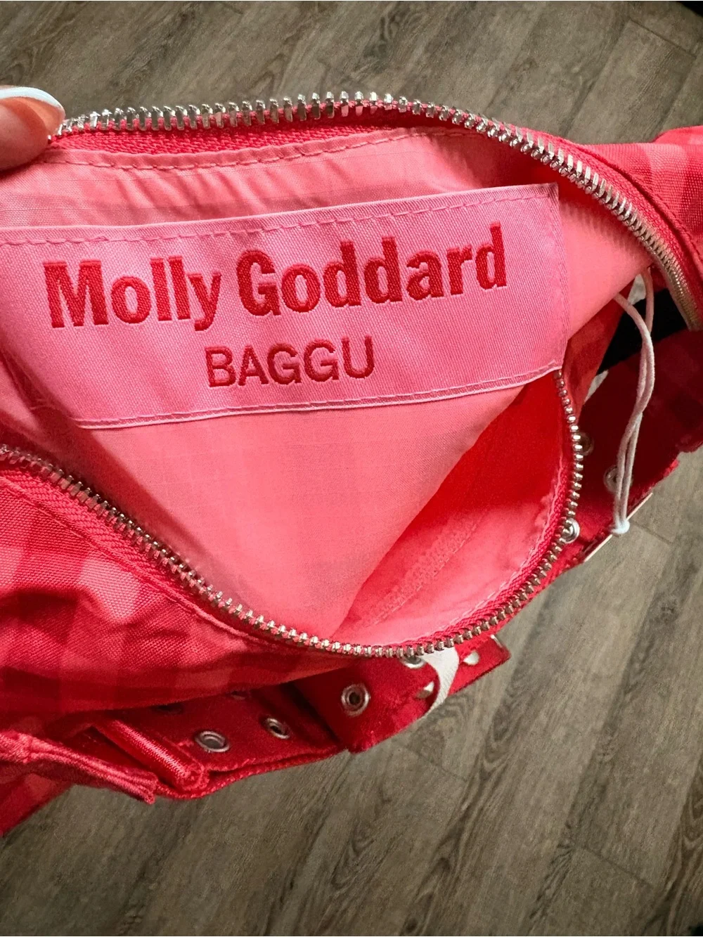 BAGGU Red Gingham Crescent Shoulder Bag